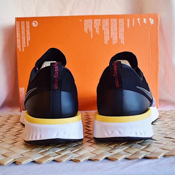 🚨SOLD🚨NEW Nike Odyssey React 2 Flyknit - Picture 5 of 8